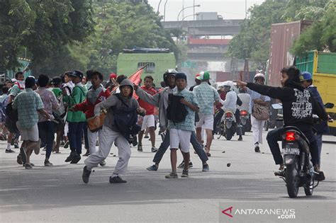 AVIELLE NEWS Aksi Tawuran Antar Pelajar SMK di Sukabumi Digagalkan Polsek Jampangkulon