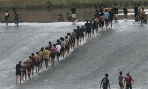 TECH NEWS Bendungan Pleret BKB Semarang Viral Jadi Lokasi Surfing