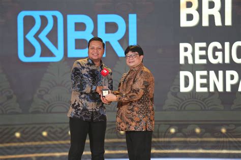 BRI Raih Dua Penghargaan The Asian Post Awards 2024 BUMN dengan Setoran Dividen Terbesar ke Negara