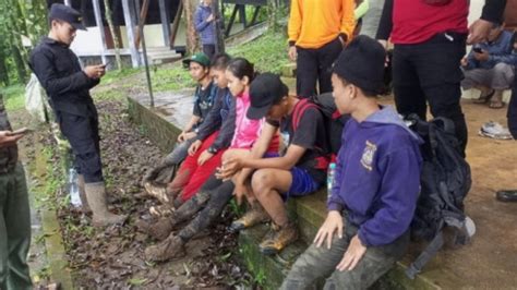 5 Remaja Pendaki Gunung Salak Sukabumi Hilang Tim SAR Lakukan Operasi Pencarian