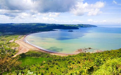 Geopark Ciletuh Spektakuler II Perkenalkan Pesona Pantai Cikadal Mandrajaya