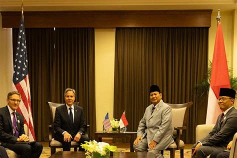 Prabowo Subianto Makan Malam dengan Menlu AS Antony Blinken Bahas 75 Tahun Kerjasama Hingga Solusi Konflik Palestina