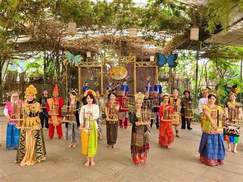 Wisata Edukasi Saung Angklung Udjo, Sebuah Warisan Budaya Sunda